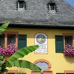 Casa de Campo Bio-weingut Staffelter Hof *