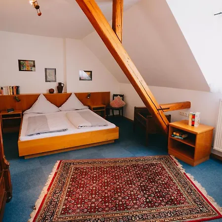 Bio-weingut Staffelter Hof