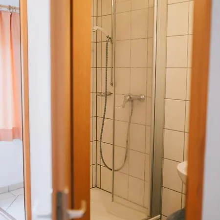 Bio-weingut Staffelter Hof *