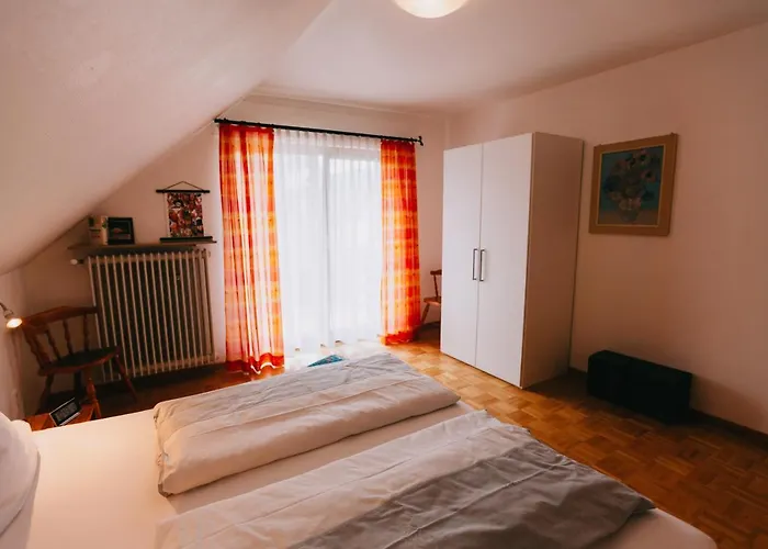 Bio-weingut Staffelter Hof Casa de Campo Kröv