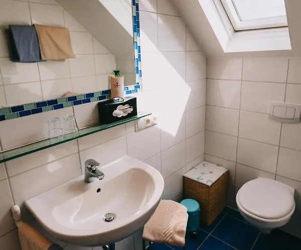 Bio-weingut Staffelter Hof *