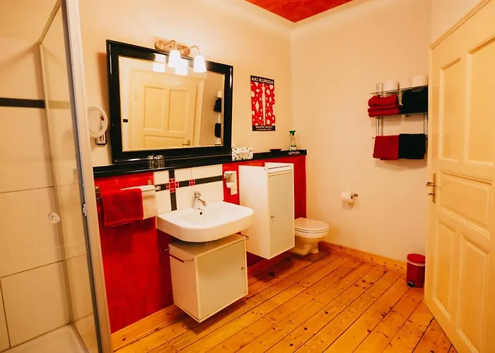 Bio-weingut Staffelter Hof * Креф