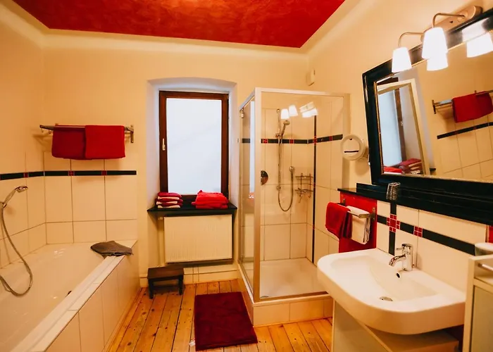 Летний дом Bio-weingut Staffelter Hof Креф