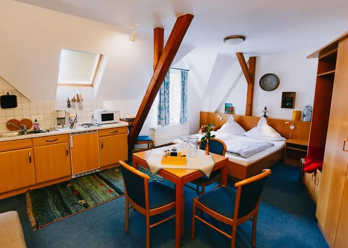 Bio-weingut Staffelter Hof *