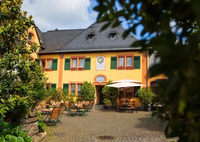 Bio-weingut Staffelter Hof Casa de Campo *